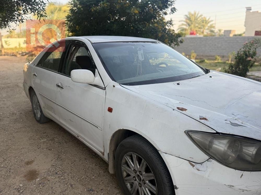 تۆیۆتا کامری